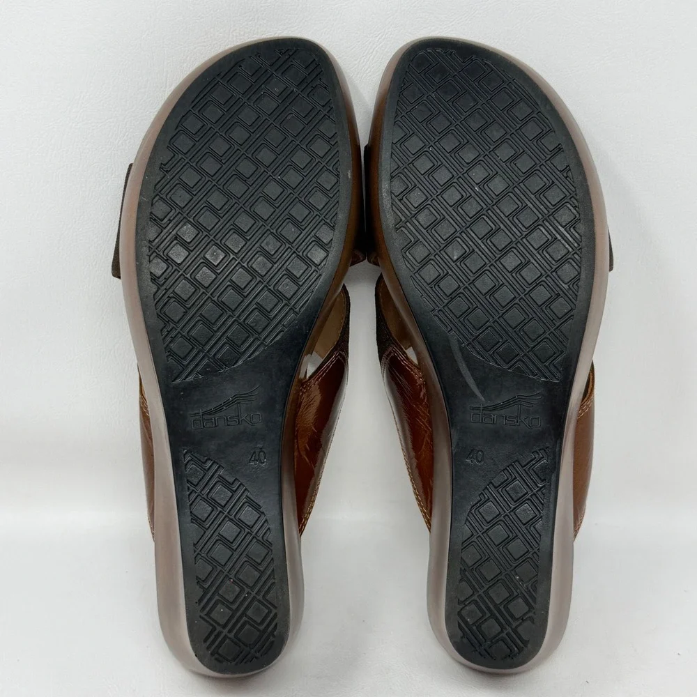 Dansko Ava Criss Cross Straps Slide Wedge Dark Brown 40 9.5 Preppy Tailored Chic